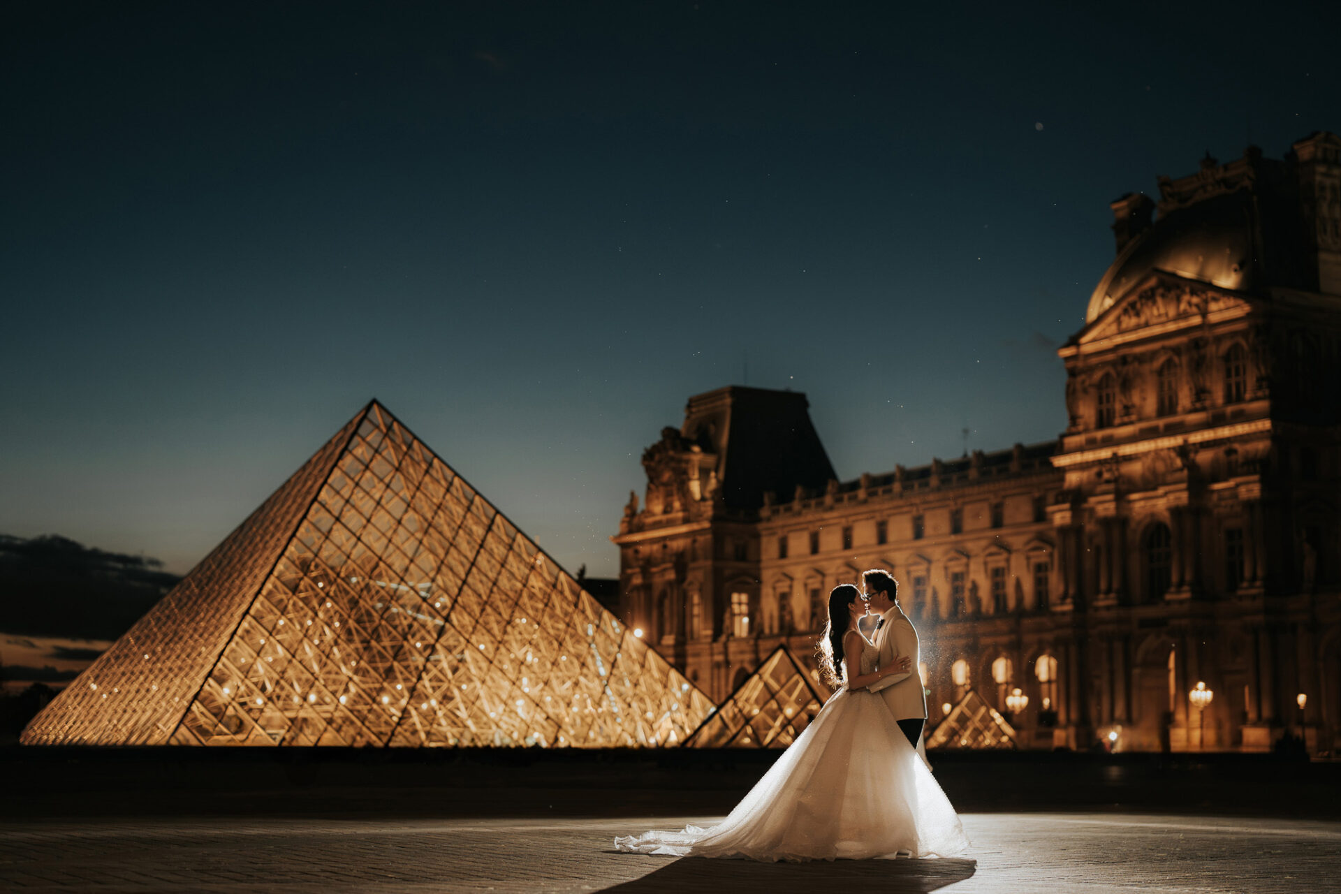 Momento Wedding - Paris Pre Wedding