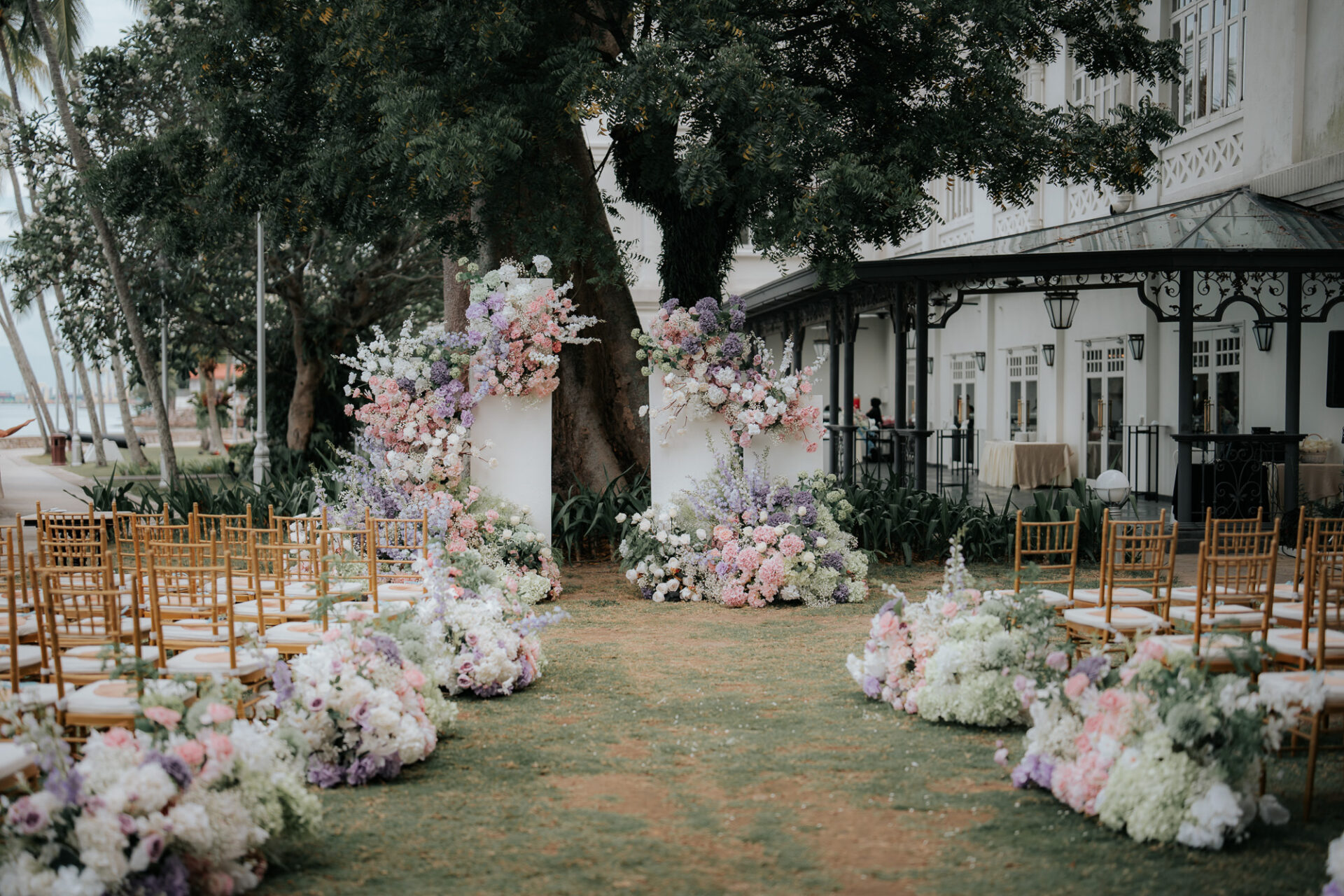 Top 6 Garden Wedding Hotels in Penang - Eastern & Oriental Hotel